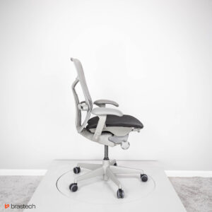 Fotel biurowy Herman Miller Mirra