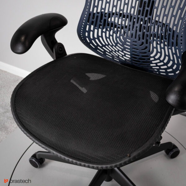 Fotel biurowy Herman Miller Mirra