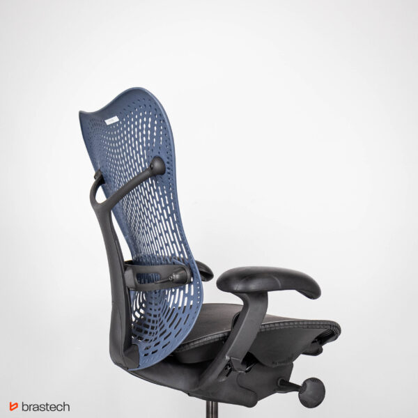 Fotel biurowy Herman Miller Mirra