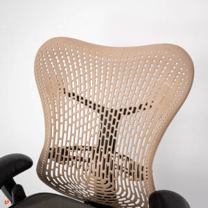 Fotel biurowy Herman Miller Mirra