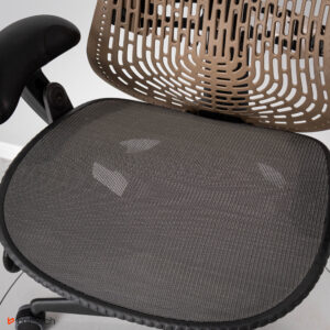 Fotel biurowy Herman Miller Mirra