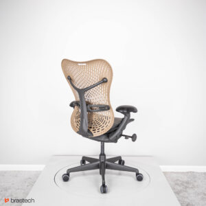 Fotel biurowy Herman Miller Mirra