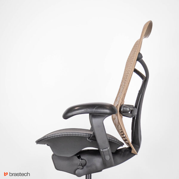 Fotel biurowy Herman Miller Mirra