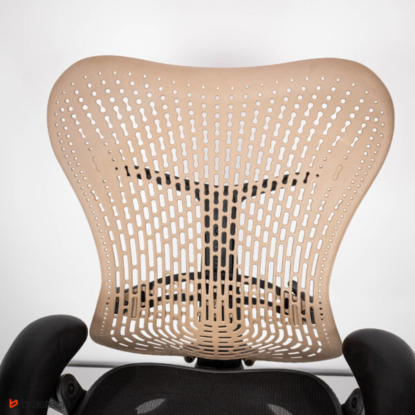 Fotel biurowy Herman Miller Mirra