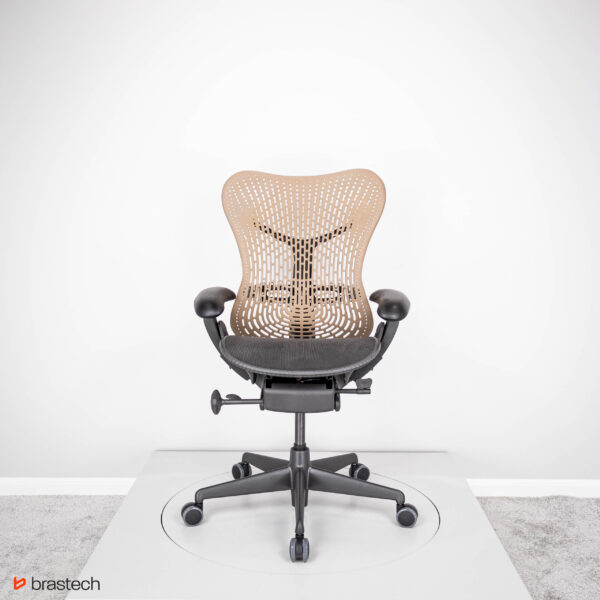 Fotel biurowy Herman Miller Mirra