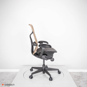 Fotel biurowy Herman Miller Mirra