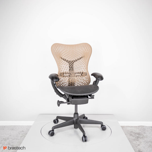 Fotel biurowy Herman Miller Mirra