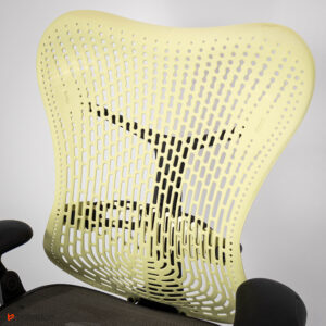 Fotel biurowy Herman Miller Mirra