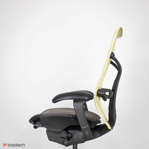 Fotel biurowy Herman Miller Mirra