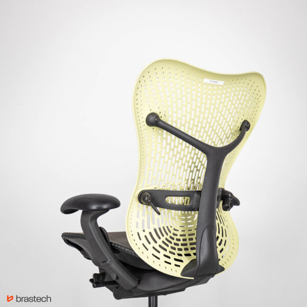 Fotel biurowy Herman Miller Mirra