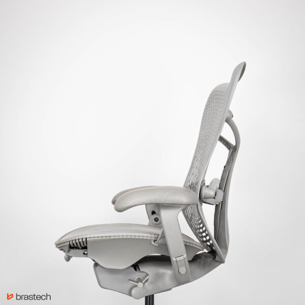 Fotel biurowy Herman Miller Mirra