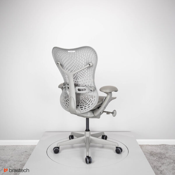 Fotel biurowy Herman Miller Mirra