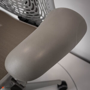 Fotel biurowy Herman Miller Mirra