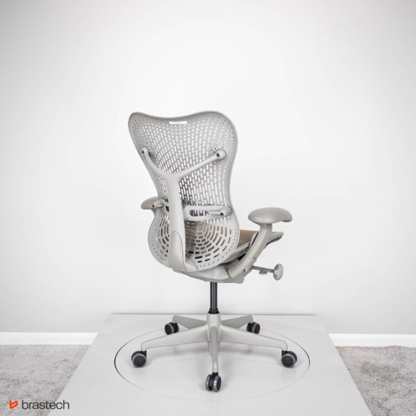 Fotel biurowy Herman Miller Mirra