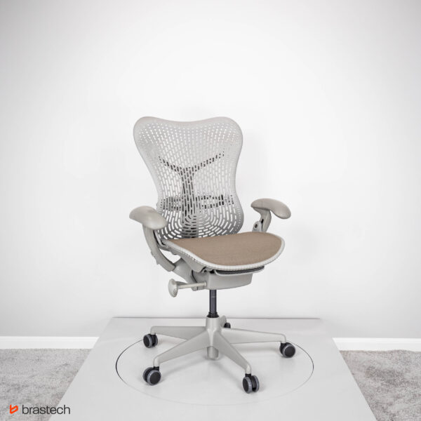 Fotel biurowy Herman Miller Mirra