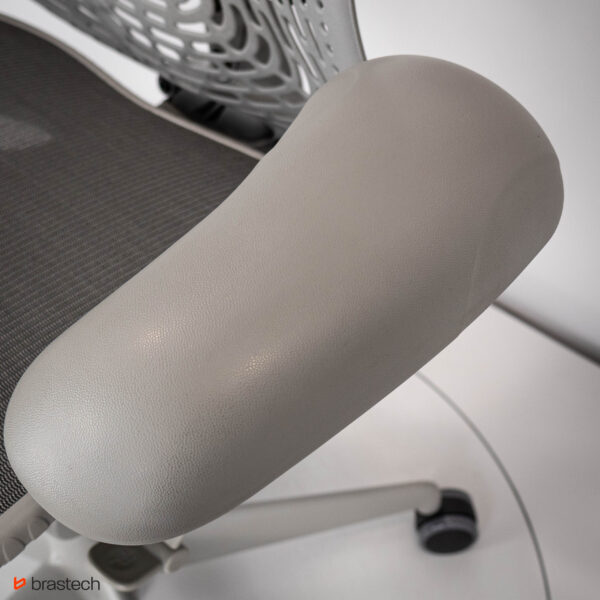 Fotel biurowy Herman Miller Mirra