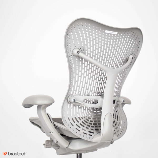 Fotel biurowy Herman Miller Mirra