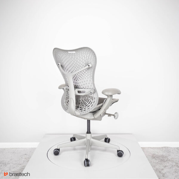 Fotel biurowy Herman Miller Mirra