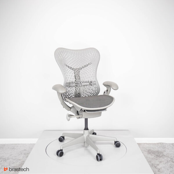 Fotel biurowy Herman Miller Mirra