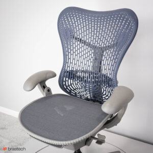 Fotel biurowy Herman Miller Mirra