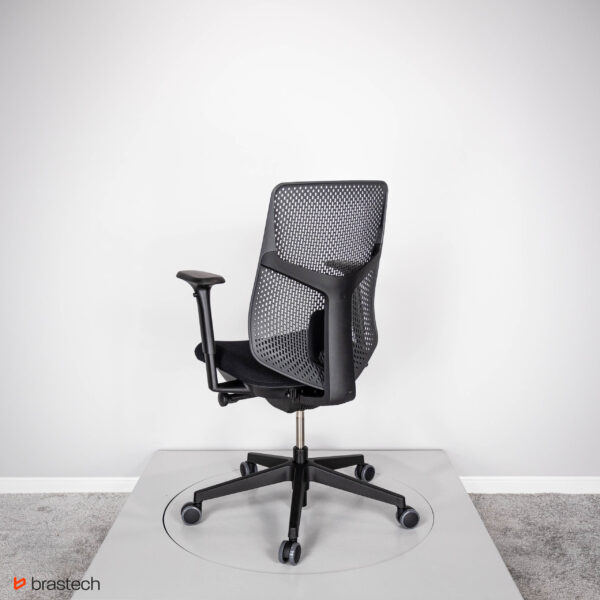 Fotel biurowy Herman Miller Verus