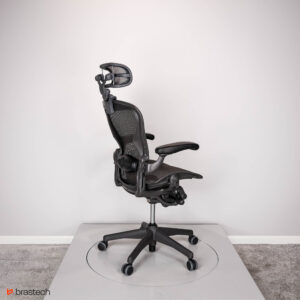 Fotel biurowy Herman Miller Aeron Classic B