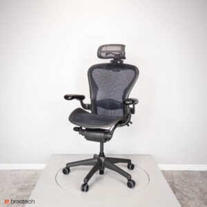 Fotel biurowy Herman Miller Aeron Classic B