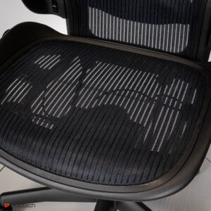 Fotel biurowy Herman Miller Aeron Classic B