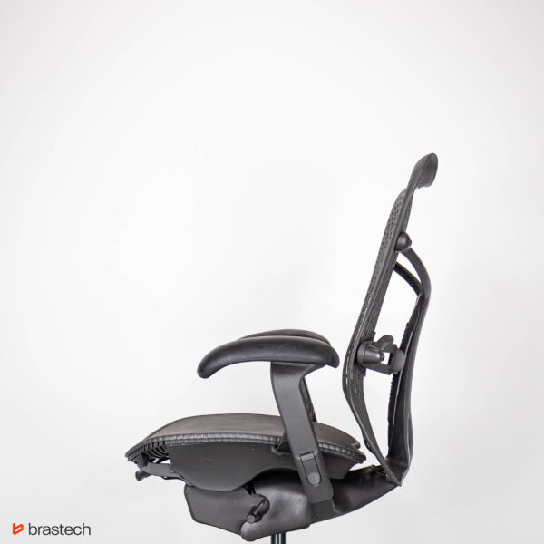 Fotel biurowy Herman Miller Mirra