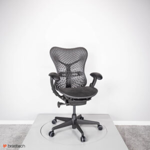 Fotel biurowy Herman Miller Mirra