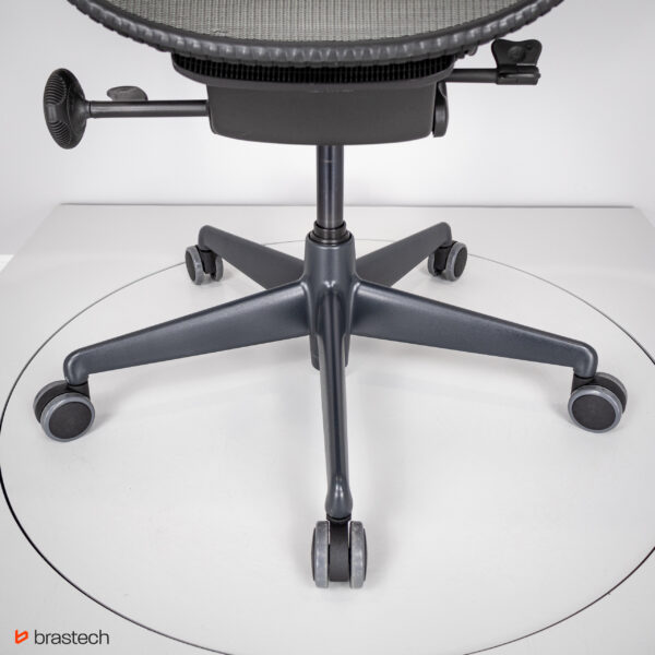 Fotel biurowy Herman Miller Mirra