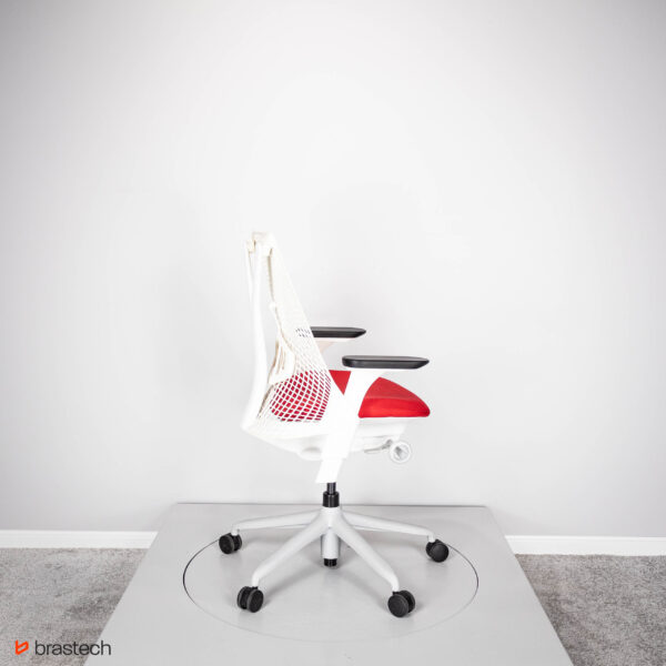 Fotel biurowy Herman Miller Sayl