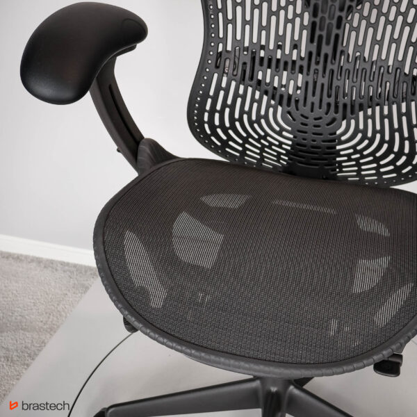 Fotel biurowy Herman Miller Mirra 2