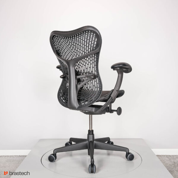 Fotel biurowy Herman Miller Mirra 2