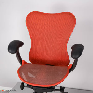 Fotel biurowy Herman Miller Mirra 2