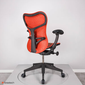 Fotel biurowy Herman Miller Mirra 2