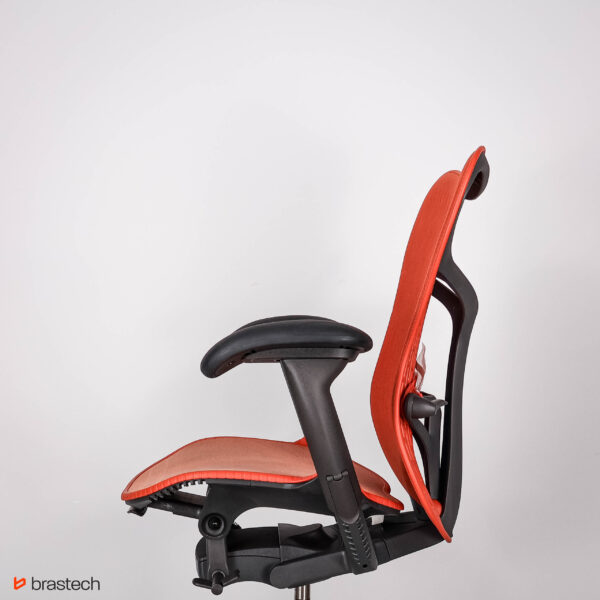 Fotel biurowy Herman Miller Mirra 2