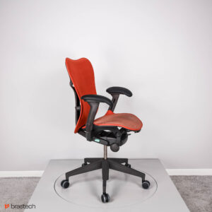 Fotel biurowy Herman Miller Mirra 2