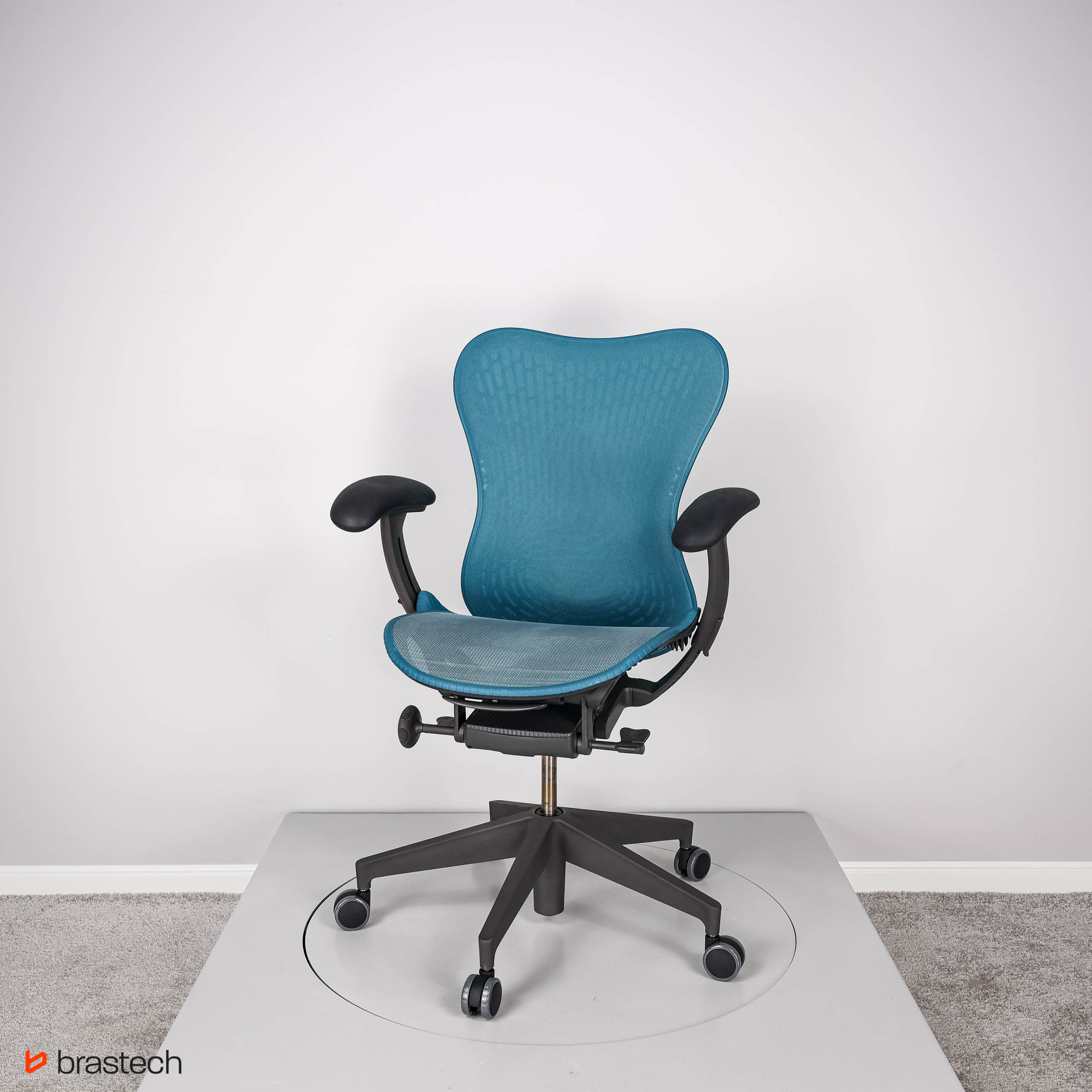 Fotel biurowy Herman Miller  Mirra 2