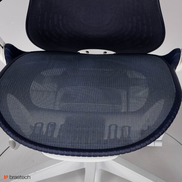 Fotel biurowy Herman Miller Mirra 2