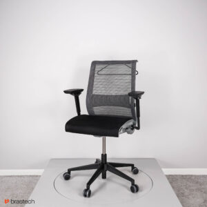 Fotel biurowy Steelcase Think