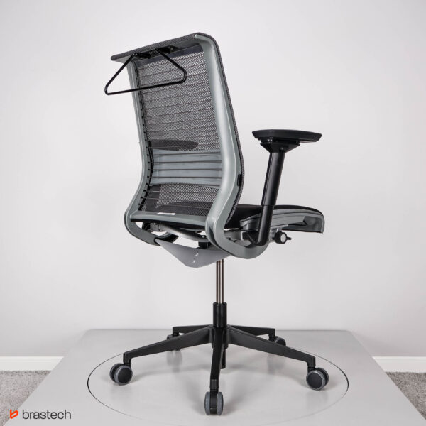 Fotel biurowy Steelcase Think