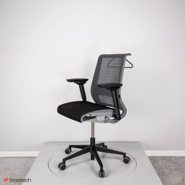 Fotel biurowy Steelcase Think