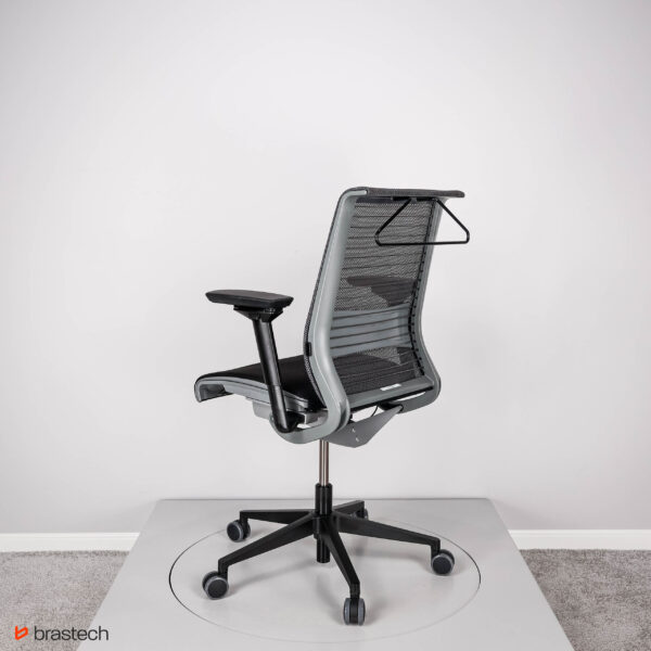 Fotel biurowy Steelcase Think