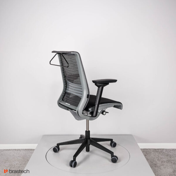 Fotel biurowy Steelcase Think