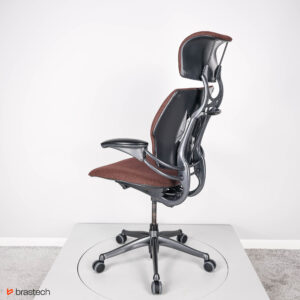 Fotel biurowy Humanscale Freedom