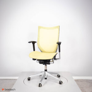 Fotel biurowy obrotowy